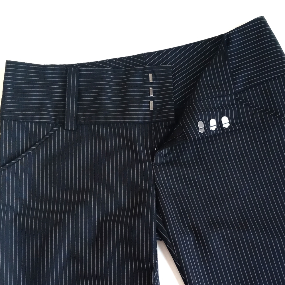 Alice+Olivia Black Pinstripe Low Rise Wide Leg Capri Cropped Wool Blend Pants 4 - Picture 5 of 15